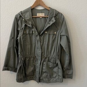 Michael Kors Sz S  Olive Green Women’s Utility Jacket with tie waist